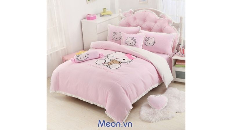 Giường ngủ đơn cho bé gái trang trí hello kitty